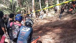 Penampakan di jalur evakuasi