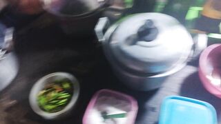 Baru buka mau jualan