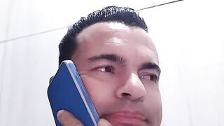 #Mamãe  pedindo o meu dinheiro  , que Mamãe  pegou emprestado