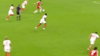 Luiz diaz bag a sensational hat-trick