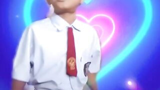 Ini dia bocil paling bahagia sedunia!