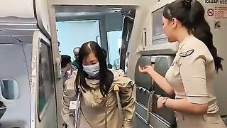 Pramugari Cantik Super Air Jet Sedang Bertugas dalam Pesawat 6
