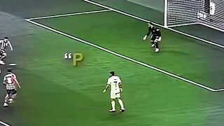 Lamine Yamal no se olvidó de Ferran Torres 🤝💙❤️ ¡Un gesto que vale más que mil palabras!