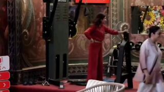 Arshifa took names and the house erupted! 😱🔥 Scout, Asif, Kanika & Gullu were sleeping, and this became a big issue! 💥👀