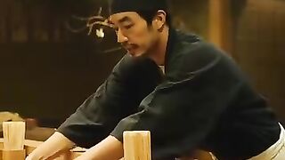 Two Men Start a Crazy Food War Inside a Mysterious Izakaya! 🍜🔥