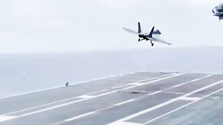 America’s Most Powerful Fighter Jets in Action! 🇺🇸✈️🔥 #Shorts
