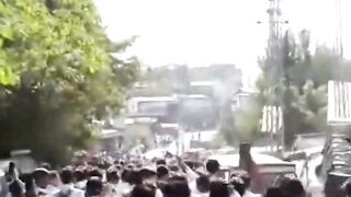 Muzfrabad student protast