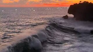 Golden Sunset & Powerful Ocean Waves 🌊 | Peaceful Coastal Views