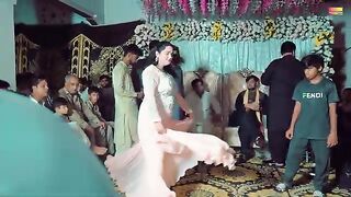 Galian Galian Husan Diyaan , Aliya Khan Latest Dance Performance 2026.
