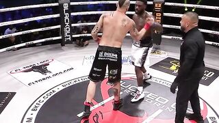 EPIC BOXING FIGHT! Intense Battle Inside the Ring 🥊