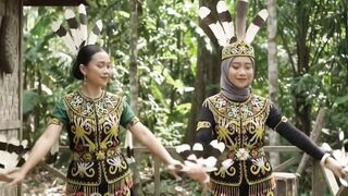Tarian dayak