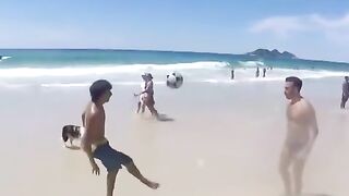 Миллиард людей посмотрели это видео