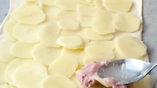 Пирог с мясом и картофелем