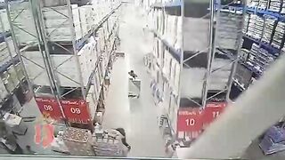 Не смешно, жееесть