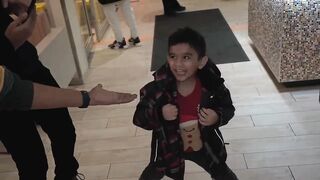 Zai Tabarak enjoying Egyptian Seafood,Poutine & the Kebab.????