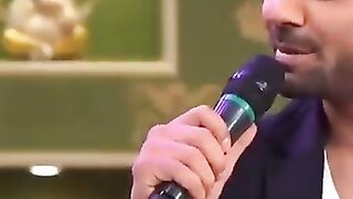 Virat kohli singing song #kapil sharma show
