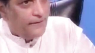 Tum Emandar Aadmi Nahi Ho ???????? #moinakhtar #loosetalkshorts #loosetalk