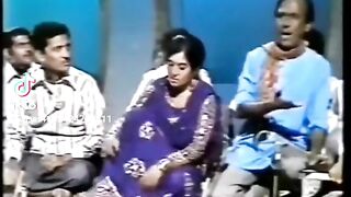 Kasi besharm mahela