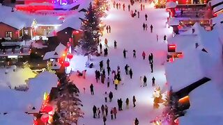 Go_to_view_the_scenery_in_a_humane_way,_and_eventually_become_a_man_in_the_scenery._Mudanjiang_City-Xuexiang_National_park