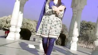 Pakistani girls beautiful hot reels college girl dance viral