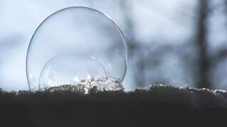 Ice Bubble Magic