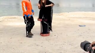 Talabat boy dance with girl