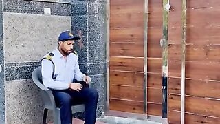 चौकीदार ने क्यो पकड़ा लडकी का हाथ #shorts #viral #trending