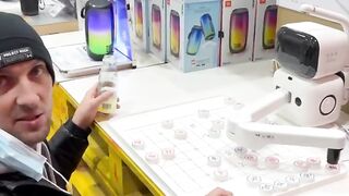 ????Робот для игры в шашки