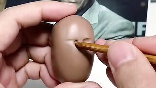 Famouse Footballer Sculpture