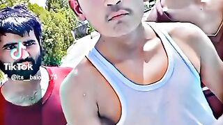 Agar kisy ne aise haath bhi lagaya ????