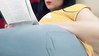 Hot girl hot reaction