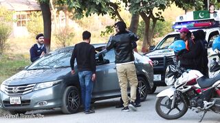 Pranks on Ladies Police Viral Video