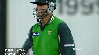 4 4 4 4 4 Abdul Razzaq vs Glenn Mcgrath