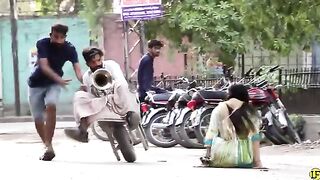 Horn Prank
