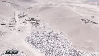 Ужасы Южной Америки. Свалка одежды в пустыне Атакама