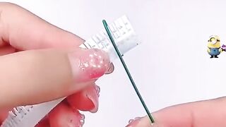Красивый цветок из маски