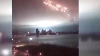 16 НЕОБЪЯСНИМЫХ ВИДЕО КОТОРЫЕ ОШЕЛОМИЛИ ВЛАСТЕЙ
