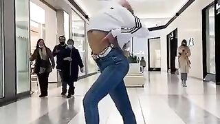 Diana Belitskay ВЫЛОЖИЛА НОВЫЙ ТИКТОК   tik tok   TIKTOK   Диана Белицкая belitskaydi 11