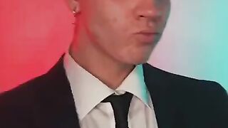 levsky ВЫЛОЖИЛ НОВЫЙ ТИКТОК   tik tok   TIKTOK   Принц тьмы и Владюля левский 111