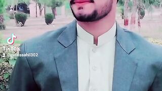 Kahani suno song