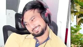 Trying to impress random Girl in???????? PUBG MOBILE
