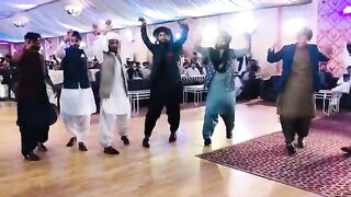 Main_Han_Rohi_Da_Wasi_Saraiki_Jhumer_Famouse_Tik_Tok_College_boy