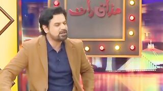 Qareeb Say To Mere Chip B Nazr Aty Hain | Mazaaq Raat Show Official