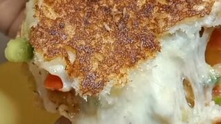 Veg cheesey sandwich