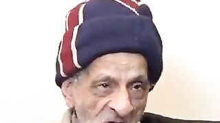 Old singer