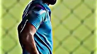 Virat_Kohli_shows_off_
