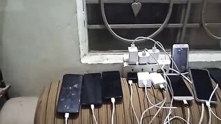 Electricity breakdown in pakistan every person mobile almost off