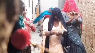 keya ho gaya in ko pagal