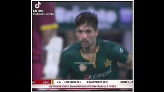 Very dangerous bouncer of Muhammad Amir against Bangladesh