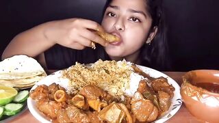 Girl eating......so funny must watch #febspot #funnygirl